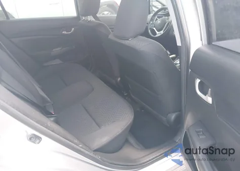 2015 Honda Civic Lx z USA, uszkodzony, nr VIN 19XFB2F50FE267562